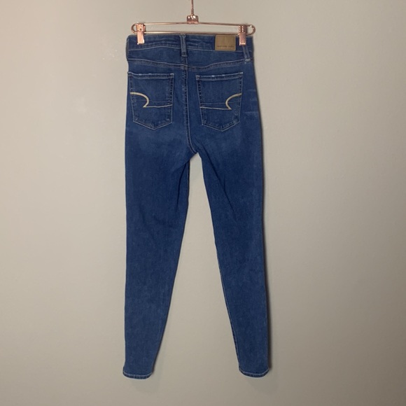 Women's American Eagle Next Level Stretch Short Jeans - Picture 3 of 10